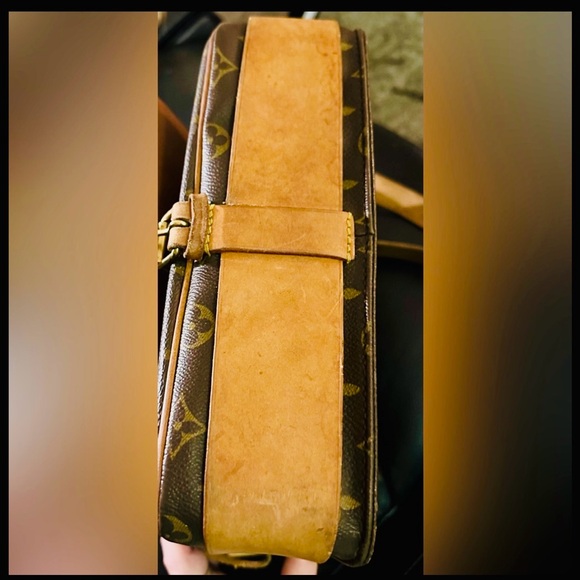 Louis Vuitton Monogram Cartouchiere GM - Picture 8 of 9